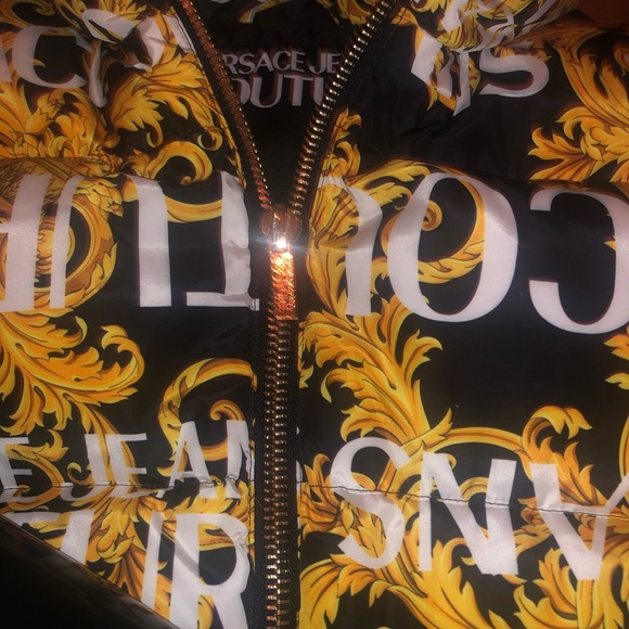 Versace down jacket - Picture 2 of 8